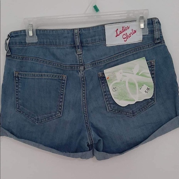 Jean shorts - Picture 2 of 4